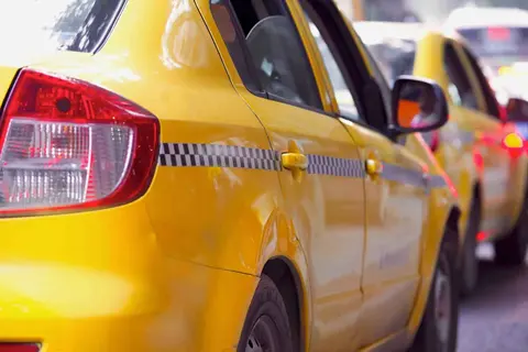 Using taxis in San Sebastián · 2