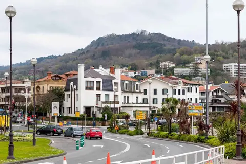 Arrivo in auto a San Sebastián