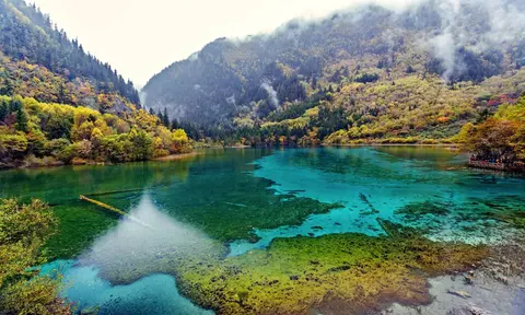 Jiuzhaigou Valley · 2