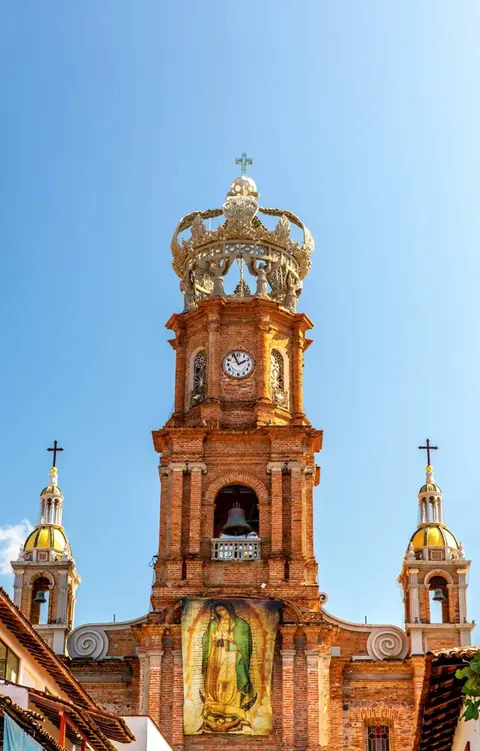 Monumentos del casco antiguo y Cerro de la Cruz