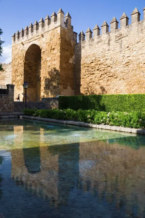 Puerta de Almodóvar · 2