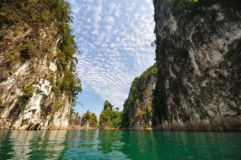 I parchi, le isole e la costa delle Andamane della Thailandia