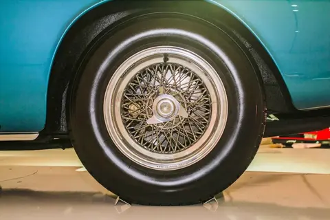 Museo dell'automobile dell'Università dell'Accademia d'Arte · 2