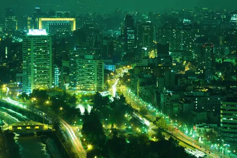 Les contrastes urbains modernes de Santiago