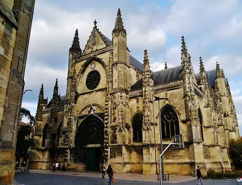 Basilica di Saint-Michel de Bordeaux