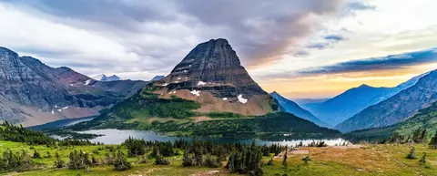 Vue panoramique du lac caché